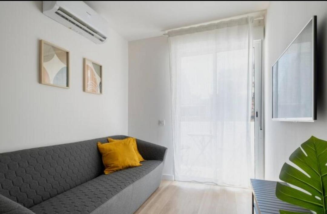 Apartment Close To The Beach Sant Adria de Besos Eksteriør bilde